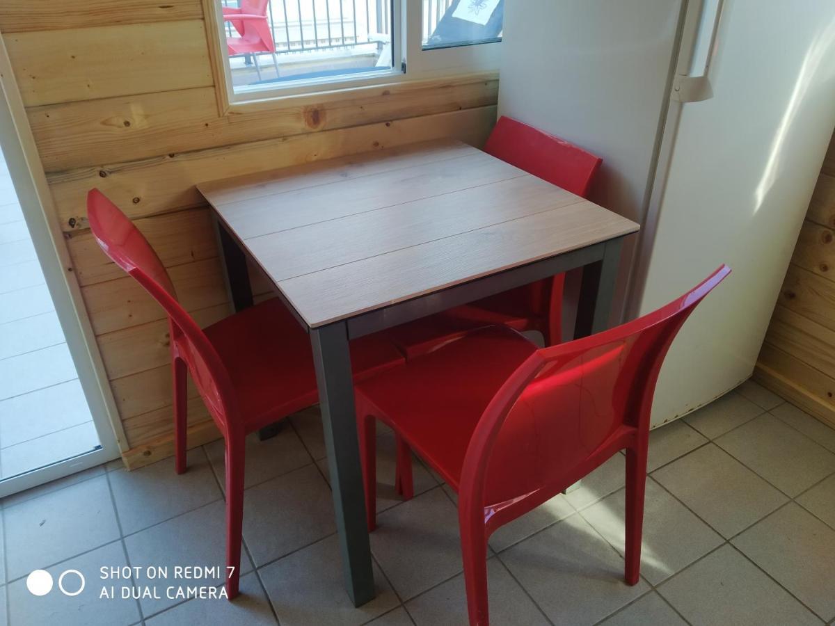 Habitacion Familiar En Un Atico Con Gran Terraza Y,Cocina ,En La Playa Burriana Zewnętrze zdjęcie
